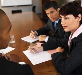 Brasileiros-se-preparam-pouco-para-entrevistas-de-emprego-televendas-cobranca-oficial