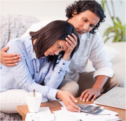 Pessoas-com-renda-de-ate-10-minimos-tem-mais-dificuldades-em-pagar-dividas-televendas-cobranca Pessoas-com-renda-de-ate-10-minimos-tem-mais-dificuldades-em-pagar-dividas-televendas-cobranca