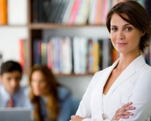 Mulheres-preferem-equilibrio-entre-carreira-e-vida-pessoal-a-salarios-altos-televendas-cobranca