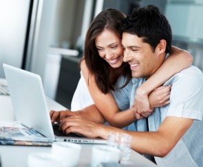 Pesquisa-revela-casais-que-trabalham-juntos-sao-mais-compreensivos-televendas-cobranca