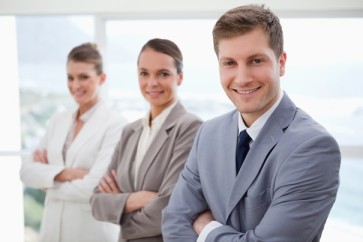 Deslumbrados-com-cargos-corporativos-vivem-na-ilusao-televendas-cobranca