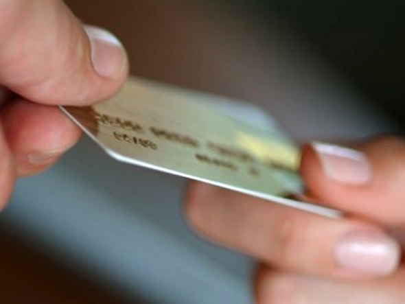 Juros-dos-cartoes-de-credito-podem-chegar-a-500-ao-ano-televendas-cobranca