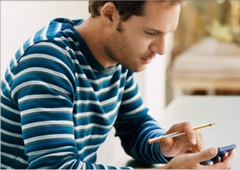 Em-2013-familias-pagaram-30-das-contas-com-cartoes-televendas-cobranca