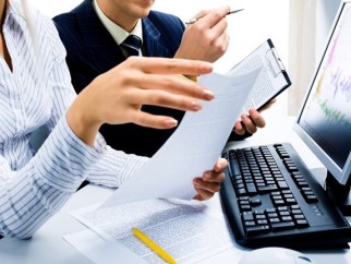 Executivos-brasileiros-enfrentam-dificuldades-para-lidar-com-funcionarios-televendas-cobranca