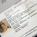 Jovem-transforma-passaporte-em-curriculo-televendas-cobranca