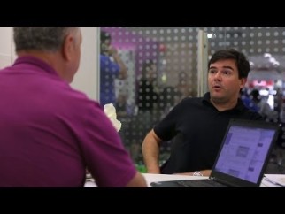 Vivo-transforma-felipao-em-atendente-e-surpreende-clientes-televendas-cobranca