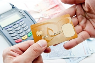 Saiba-como-reduzir-a-anuidade-do-cartao-de-credito-e-veja-outras-opçoes-no-mercado-televendas-cobranca