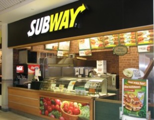 Consumidor-reclama-de-tamanho-de-sanduiche-do-subway-e-vira-piada-na-internet-televendas-cobranca-oficial