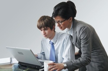 Os-jovens-estao-trabalhando-menos-televendas-cobranca