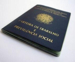 Tempo-de-busca-por-vaga-fica-mais-longo-televendas-cobranca