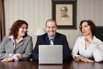 E-hora-de-defender-os-puxa-sacos-no-mundo-corporativo-televendas-cobranca
