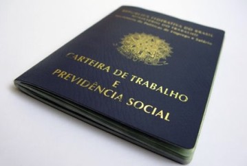 Se-emprego-e-recorde-por-que-o-seguro-desemprego-explodiu-televendas-cobranca