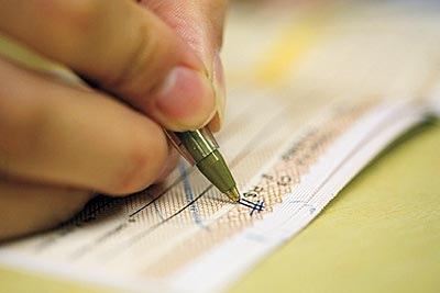 SPC-inadimplencia-do-consumidor-deve-crescer-3-em-2015-televendas-cobranca