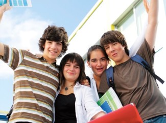 25-mil-alunos-brasileiros-poderao-tirar-duvidas-escolares-pelo-celular-televendas-cobranca