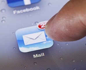 E-mail-e-mais-importante-para-trabalho-do-que-telefone-diz- pesquisa-televendas-cobranca