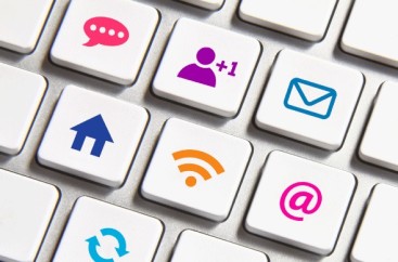 Um-consumidor-adaptado-aos-diferentes-canais-televendas-cobranca