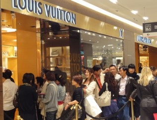 Quanto-mais-desenvolvido-o-mercado-menor-a-admiracao-as-grandes-marcas-televendas-cobranca