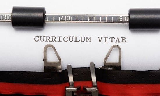 Site-premia-curriculos-e-mostra-buscas-diferentes-por-vagas-televendas-cobranca