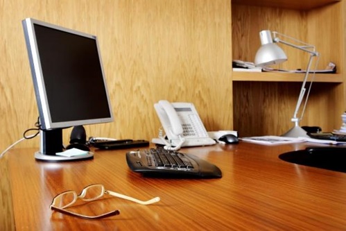 Como-tecnologia-mudou-nossas-mesas-de-trabalho-televendas-cobranca-oficial
