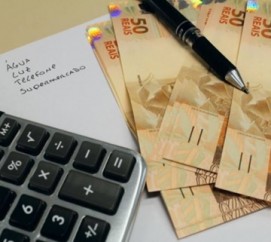 Endividamento-das-familias-com-sistema-financeiro-e-o-maior-em-10-anos-aponta-bc-televendas-cobranca
