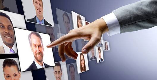 Tecnologias-de-recrutamento-afugentam-talentos-procura-de-vagas-televendas-cobranca