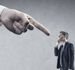Um-ano-sem-chefes-zappos-conta-o-que-mudou-na-empresa-televendas-cobranca