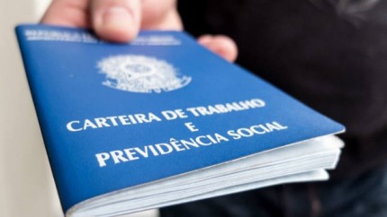 Desemprego-cria-ambiente-propicio-para-o-salto-da-inadimplencia-televendas-cobranca