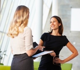 Empresas-evitam-contratar-gente-muito-bonita-televendas-cobranca