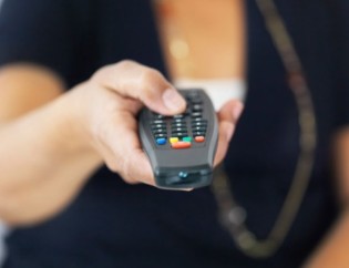 TV-paga-inadimplencia-aumenta-e-setor-deve-ter-crescimento-zero-em-2015-televendas-cobranca
