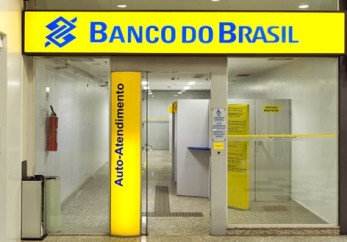 Tecnologia-e-fundamental-mas-cliente-ainda-quer-agencia-fisica-televendas-cobranca