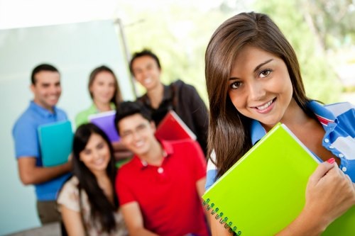 Inadimplencia-em-escolas-de-sao-paulo-volta-a-niveis-da-crise-de-2009-televendas-cobranca