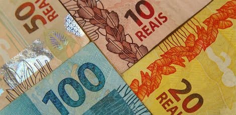 74-dos-consumidores-querem-quitar-dividas-com-o-13-salario-televendas-cobranca