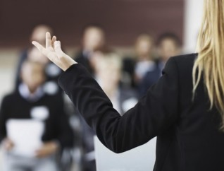 6-truques-para-reter-a-atencao-da-plateia-numa-apresentacao-televendas-cobranca
