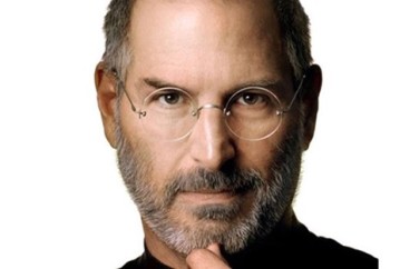 Steve-jobs-e-o-sac-uma-possivel-siri-em-comum-televendas-cobranca