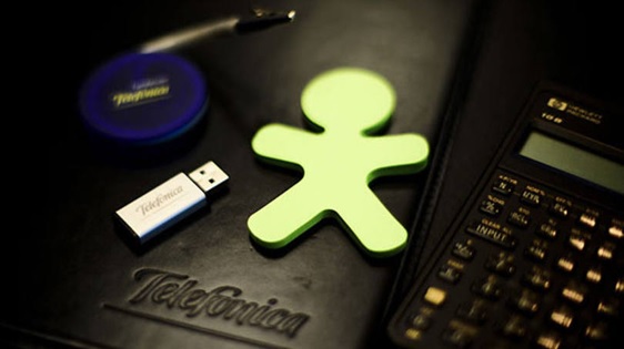 Telefonica-vivo-coloca-diretores-para-atender-clientes-televendas-cobranca