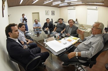 Governo-discute-possibilidade-de-novo-call-center-em-se-televendas-cobranca