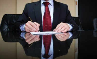 Contratado-como-pessoa-juridica-precisa-cumprir-horario-televendas-cobranca