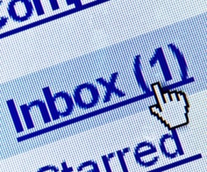 Ler-e-mails-durante-reunioes-e-pratica-comum-entre-os-brasileiros-televendas-cobranca