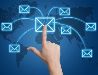 Marketing-e-mail-marketing-caso-de-amor-e-ódio-entre-empresas-e-clientes-televendas-cobranca