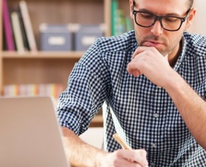 Sua-empresa-diferencia-clientes-de-compradores-nas-acoes-de-marketing-televendas-cobranca