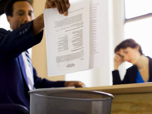 4-tipos-de-cv-eliminados-pelos-recrutadores-televendas-cobranca