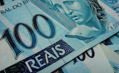 Telecobradores-agilizam-cobranca-de-impostos-televendas-cobranca