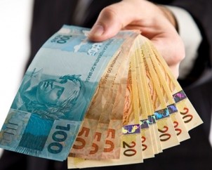 O-que-vale-mais-o-certo-ou-20000-reais-televendas-cobranca
