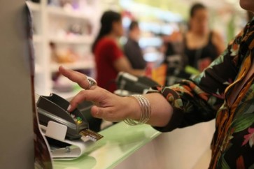 Modo-de-uso-de-cartoes-e-reinventado-televendas-cobranca