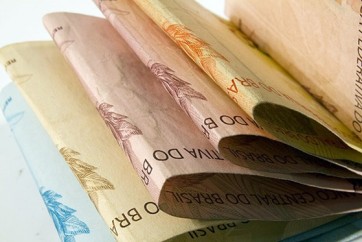 Bancos-nao-poderao-mudar-juro-em-caso-de-consumidor-inadimplente-televendas-cobranca