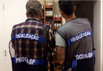 Sabe-qual-o-principa-desrespeito-ao-consumidor-nos-saloes-de-beleza-televendas-cobranca