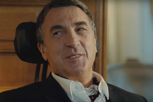 7-chefes-incriveis-do-mundo-da-ficcao-televendas-cobranca-interna-3