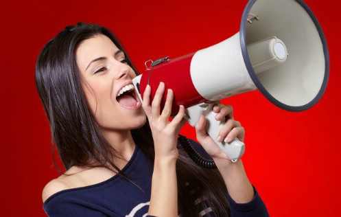 Grandes-marcas-tentam-novas-taticas-para-reter-atencao-do-consumidor-televendas-cobranca