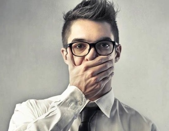 7-coisas-que-e-melhor-nao-revelar-sobre-si-mesmo-no-trabalho-televendas-cobranca