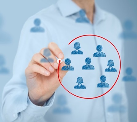 Novas-maneiras-de-segmentar-e-atender-uma-audiencia-complexa-televendas-cobranca